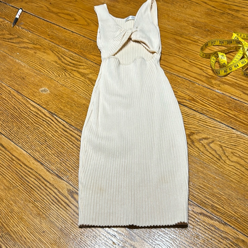 Hazel & Olive ribbed knit cream color cut out dress. Size OS. - Picture 2 of 9